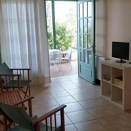 Maistra Lygia (Lefkada)